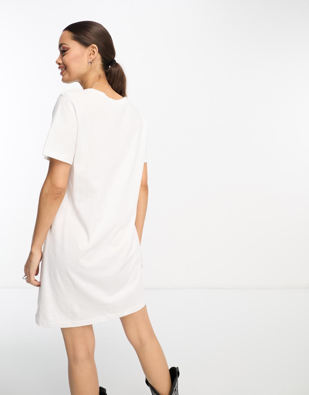 Only Petite mini t-shirt dress Product Image