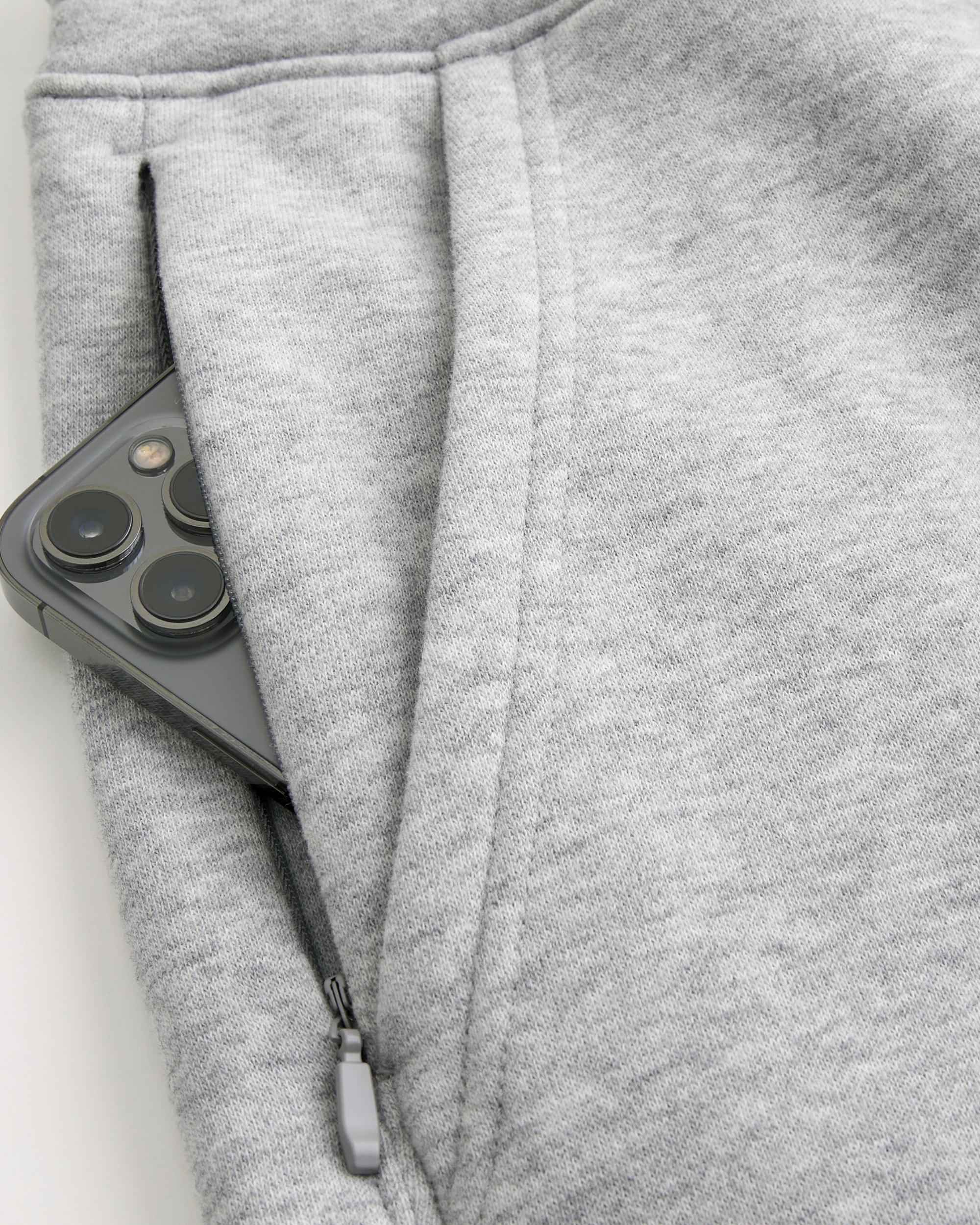 Oracle Red Bull Racing Graphic Relaxed Fleece Joggers Product Image