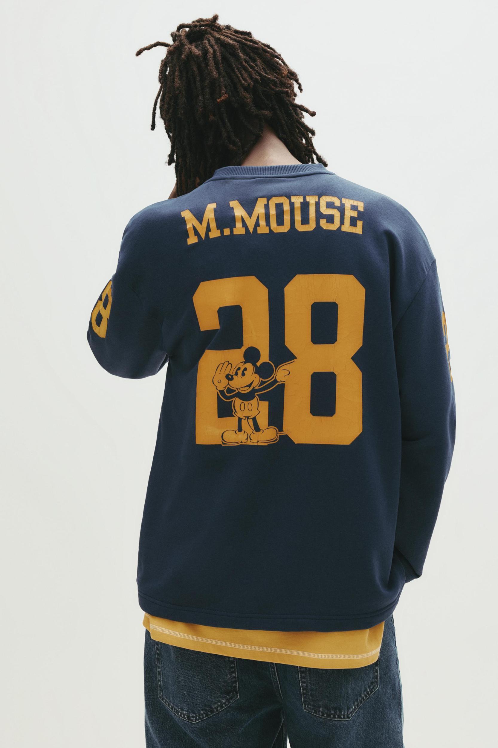 Mickey Mouse soccer sweatshirt Product Image