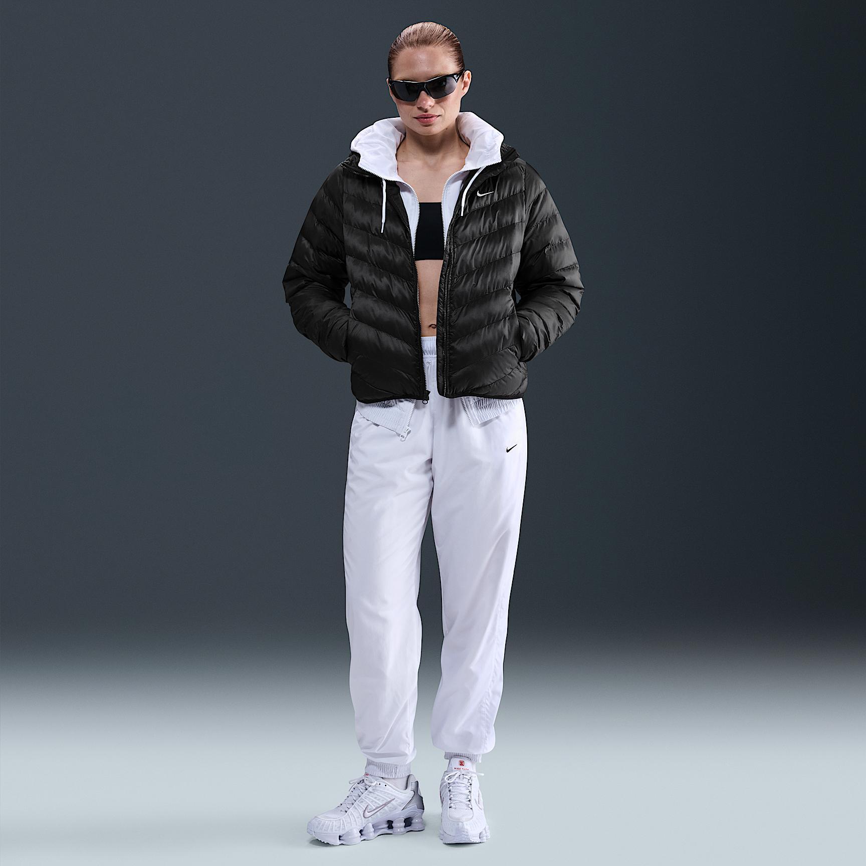 Nike Sportswear Windpuffer Women's Therma-FIT Hooded Puffer Product Image