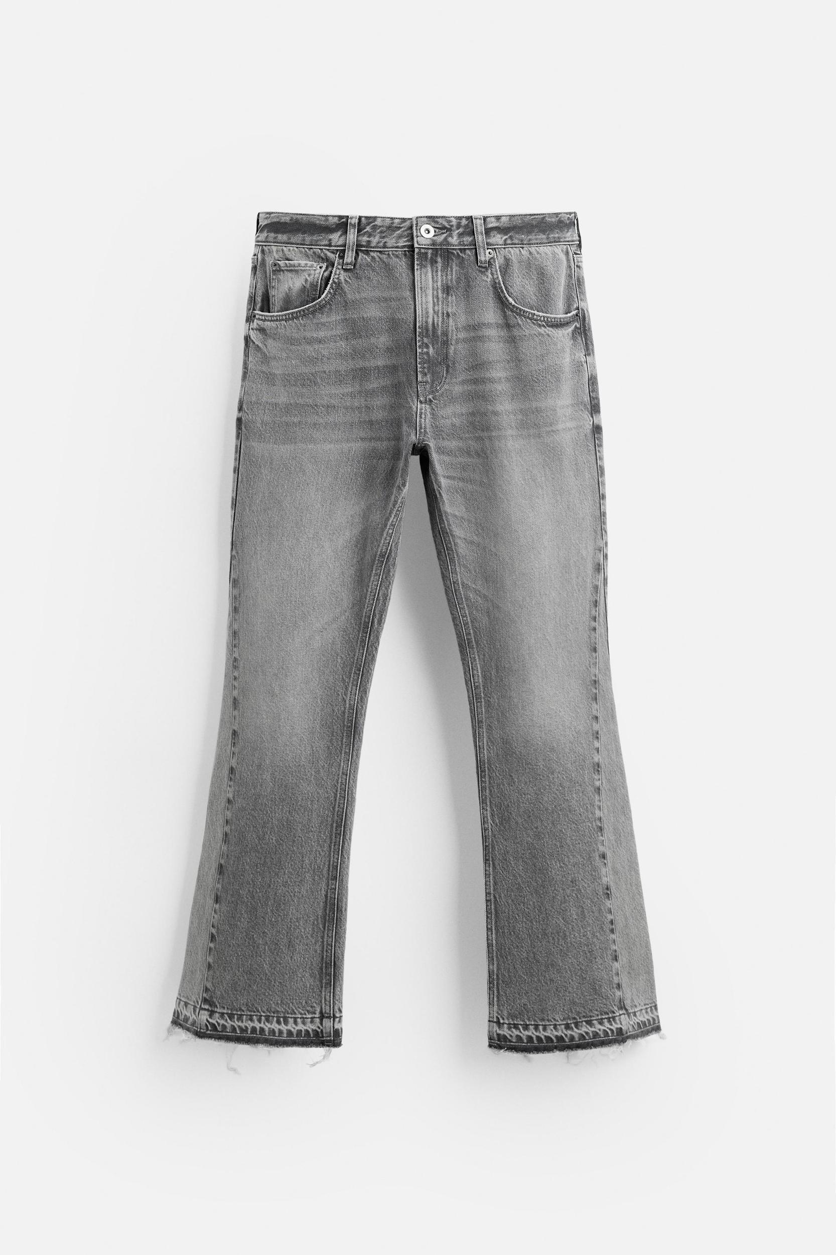 FLARE FIT JEANS Product Image