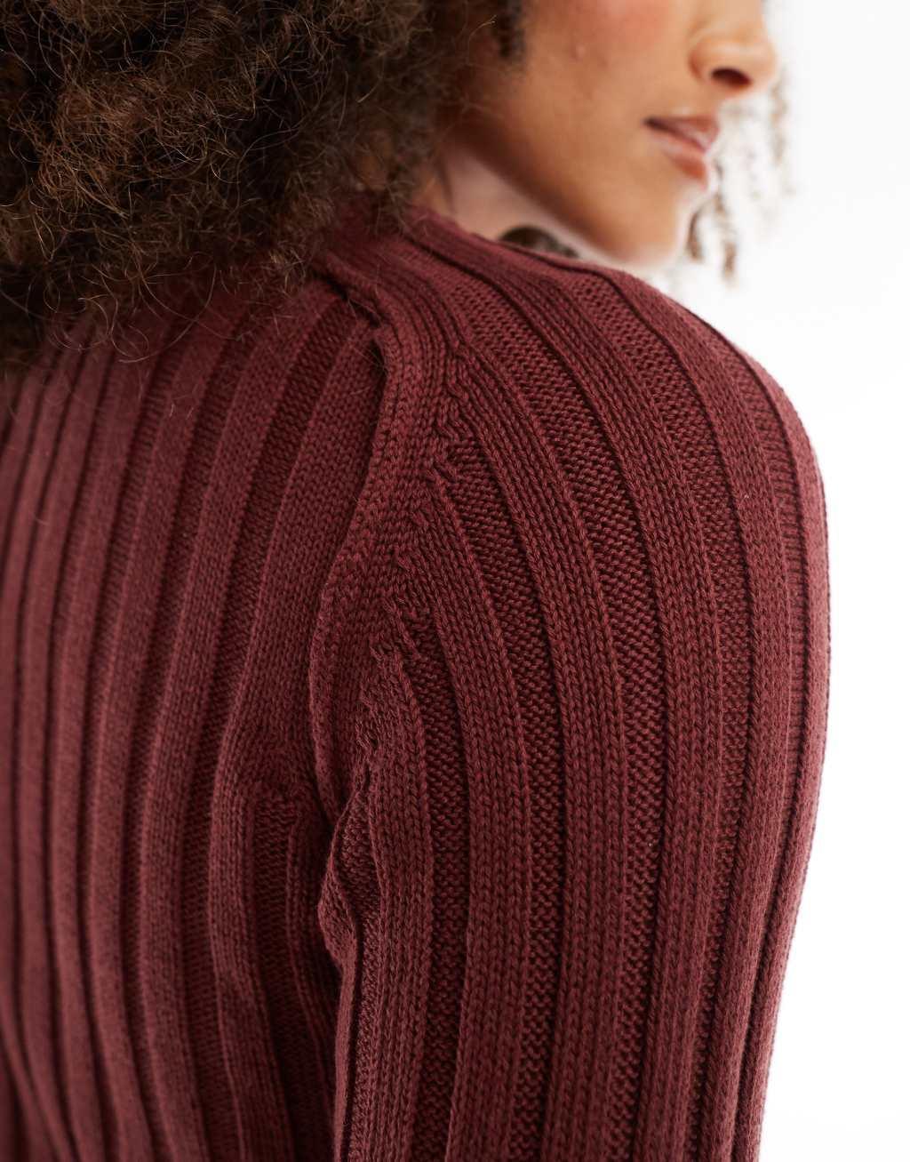 Pull&Bear ribbed knit sweater in burgundy Product Image