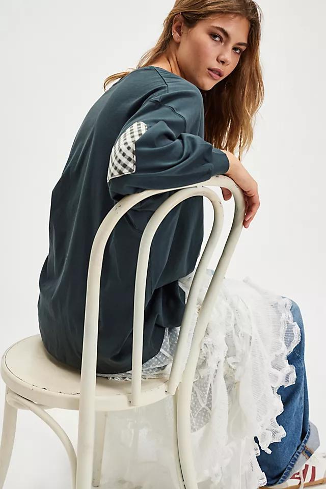 Gingham Heart One-Size Long-Sleeve Tee Product Image