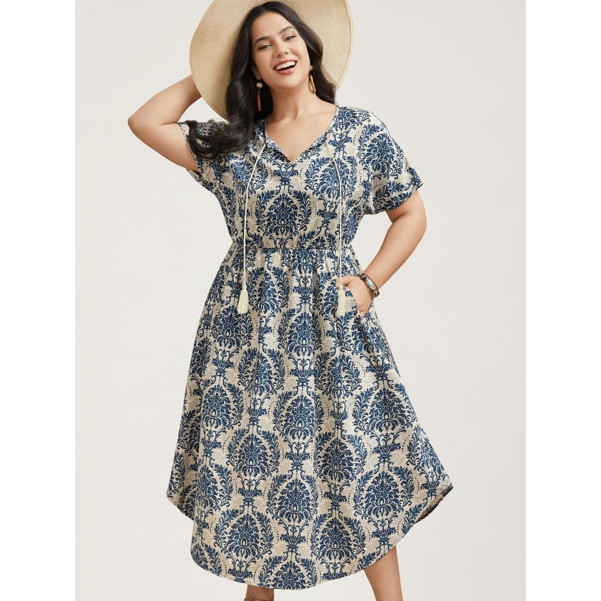 Plus Size Ornate Print Curvy Hem Tied Maxi Dress Navy Women Resort Tie knot V-neck Short sleeve Curvy BloomChic 28/5X Product Image