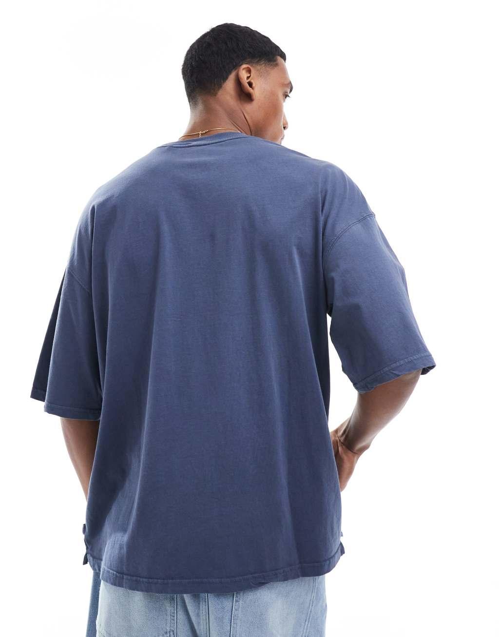 Jack & Jones super oversized t-shirt in washed blue Product Image