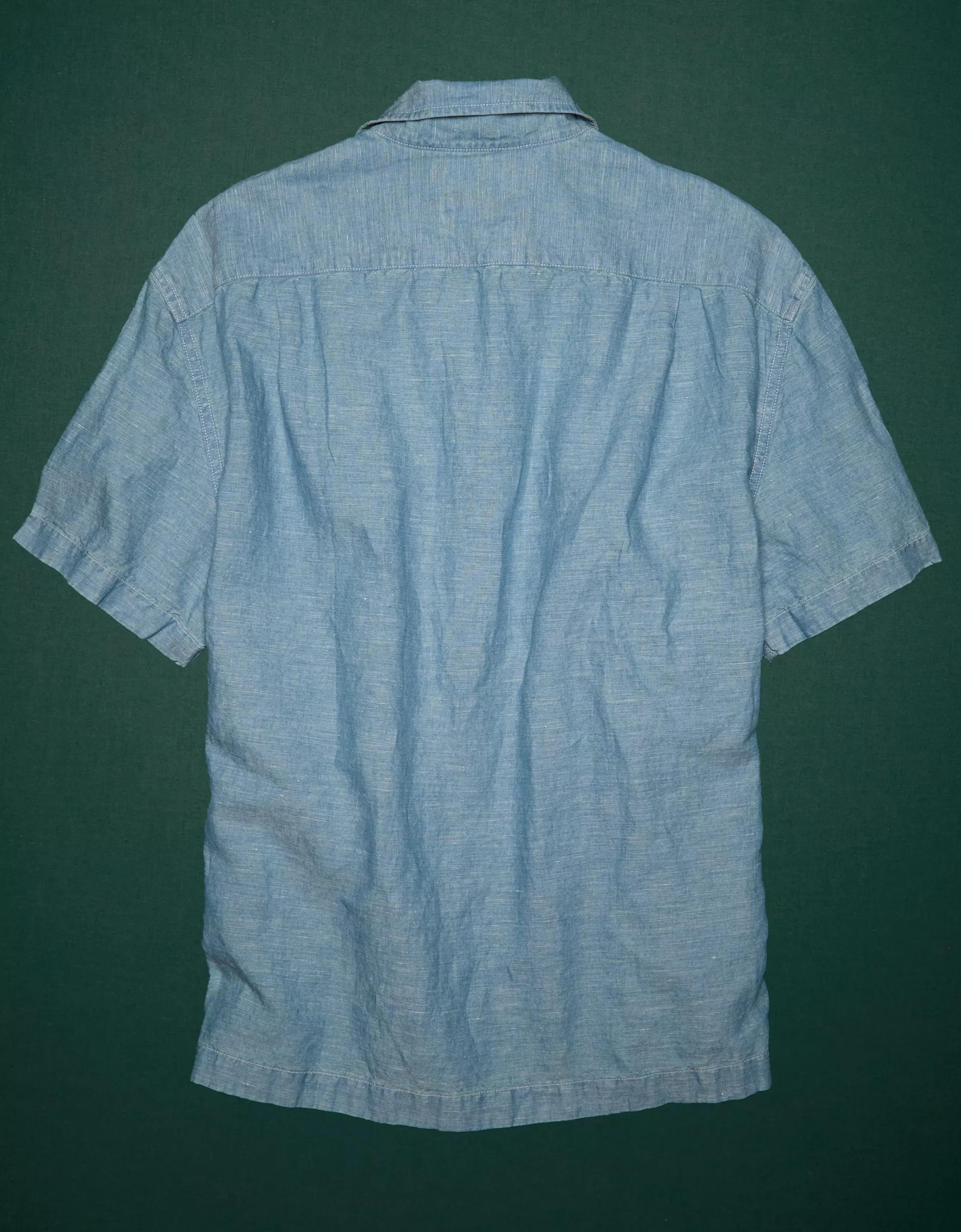AE77 Premium Chambray Camp Collar Button-Up Shirt Product Image