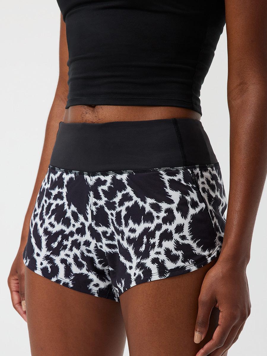 Hudson 2.5" Short Female Product Image