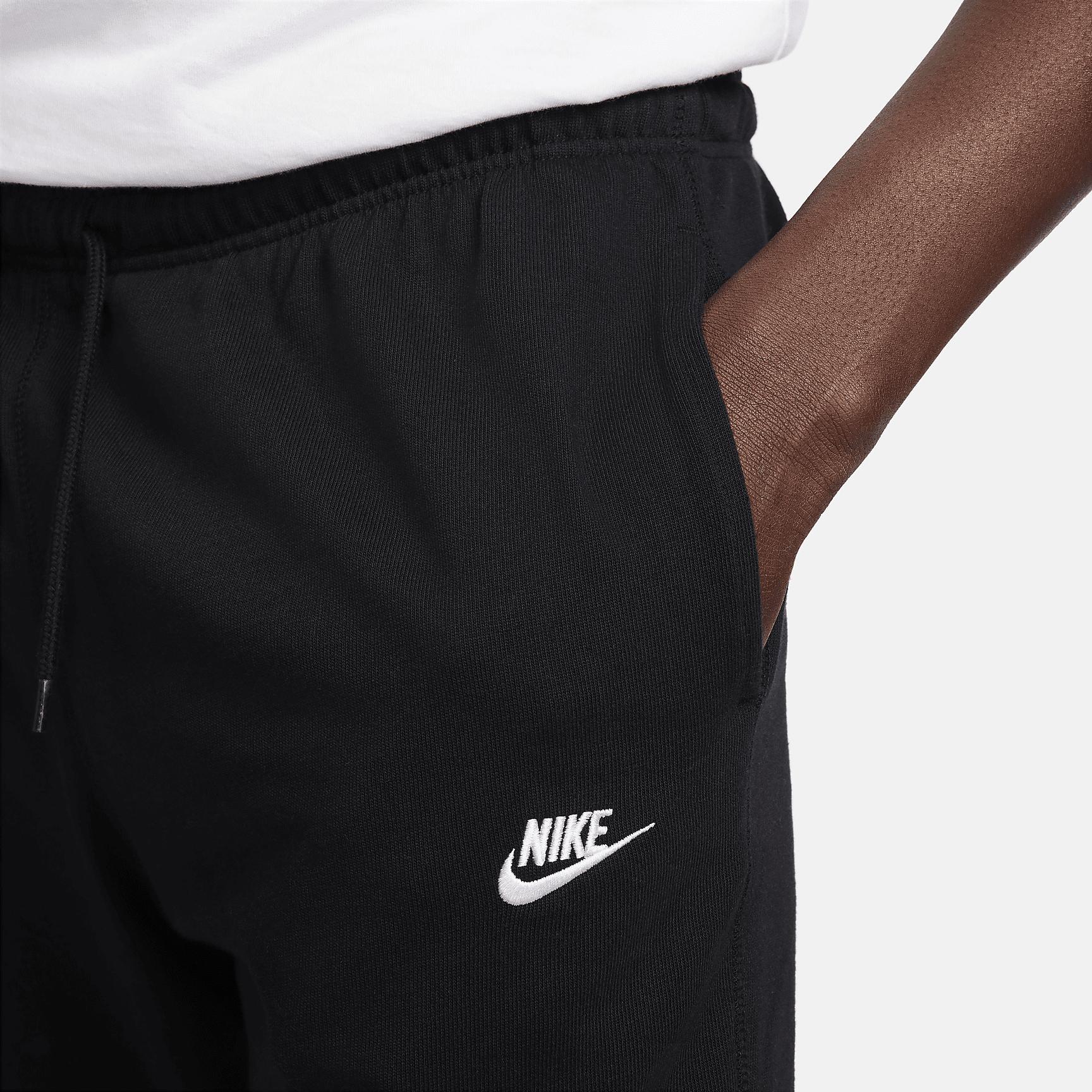 Nike Club Men's Knit Joggers Product Image