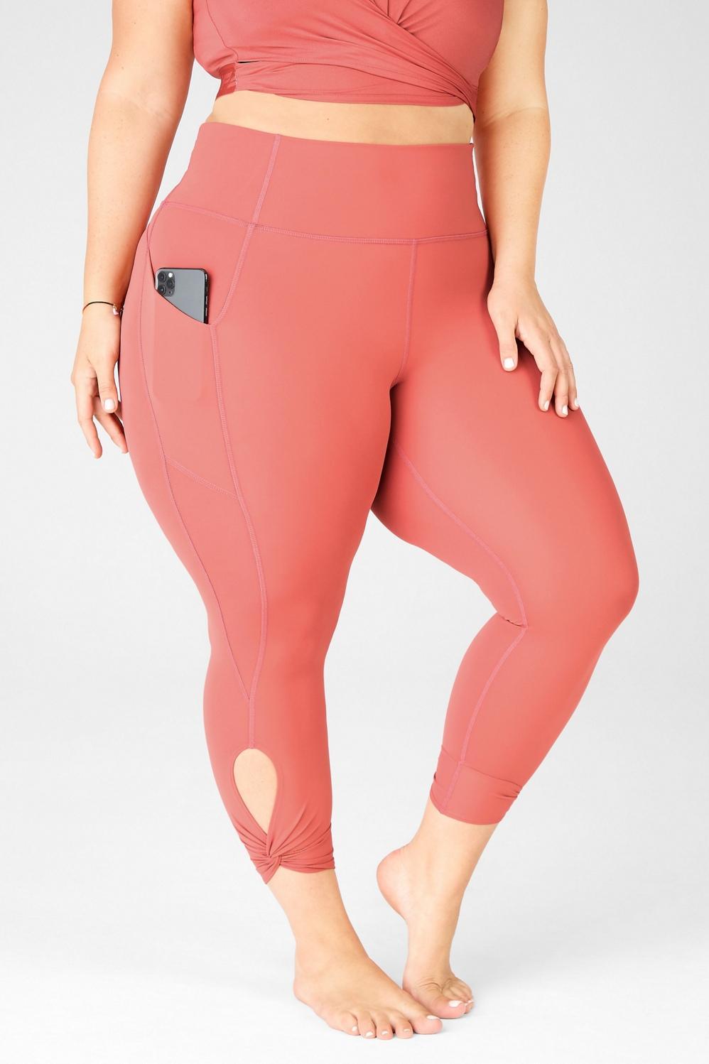 Fabletics Oasis High-Waisted Twist 7/8 Legging Womens Dusty Cedar plus Size 4X Product Image