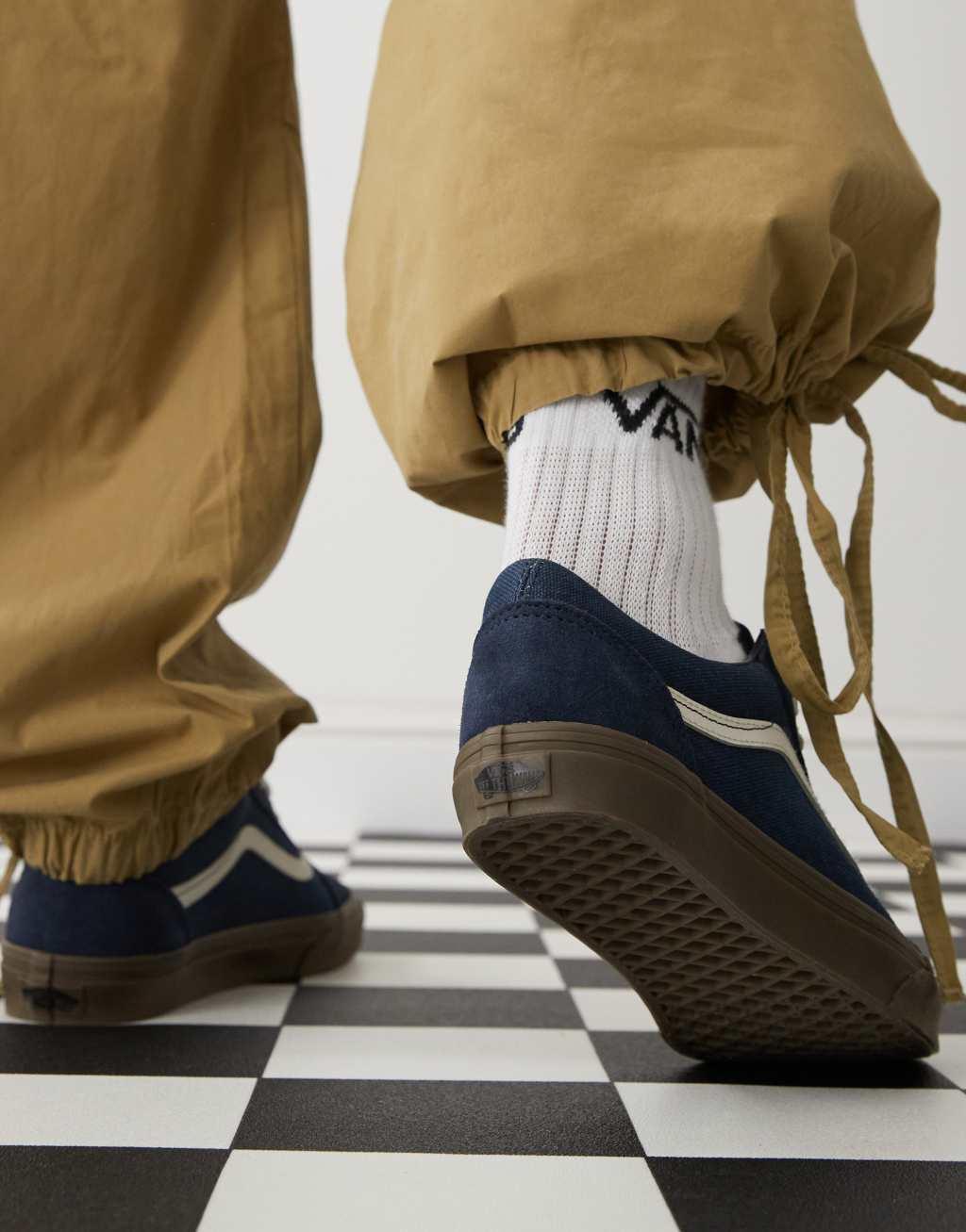 Vans Old Skool canvas sneakers in navy Product Image