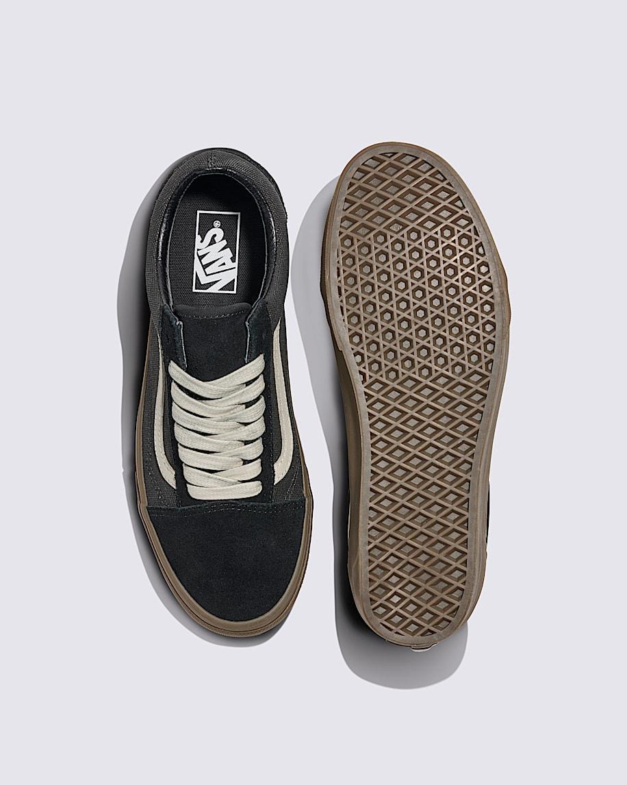 Old Skool Shoe in Black / Gum| Vans US Product Image