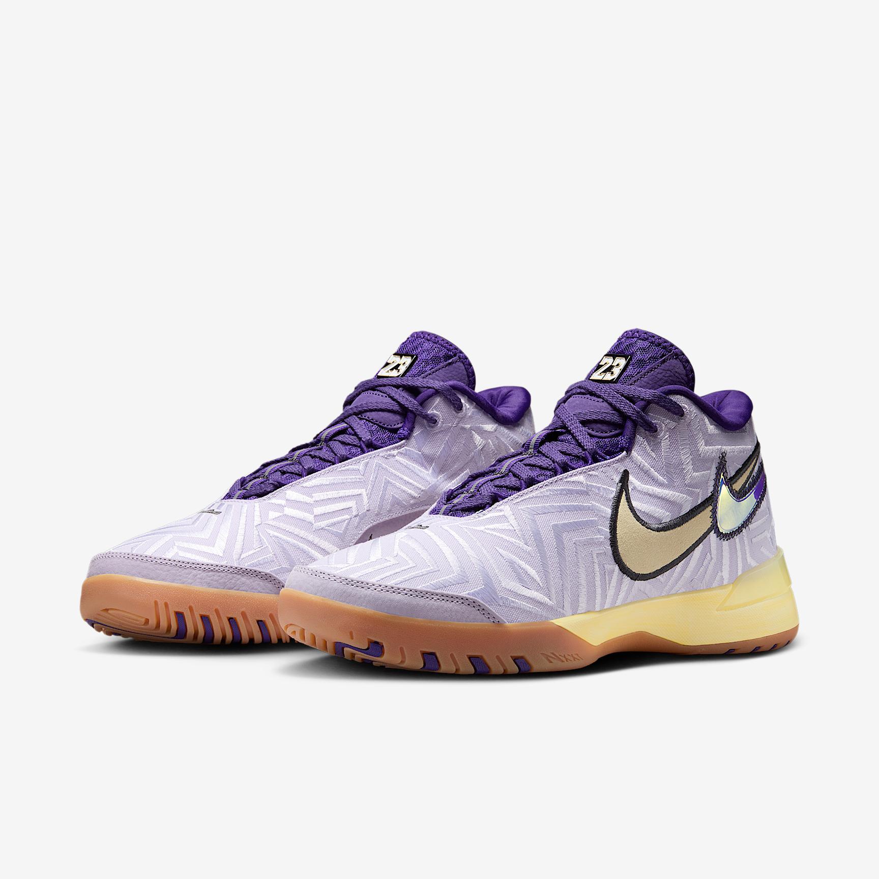 LeBron NXXT Genisus Basketball Shoes Product Image