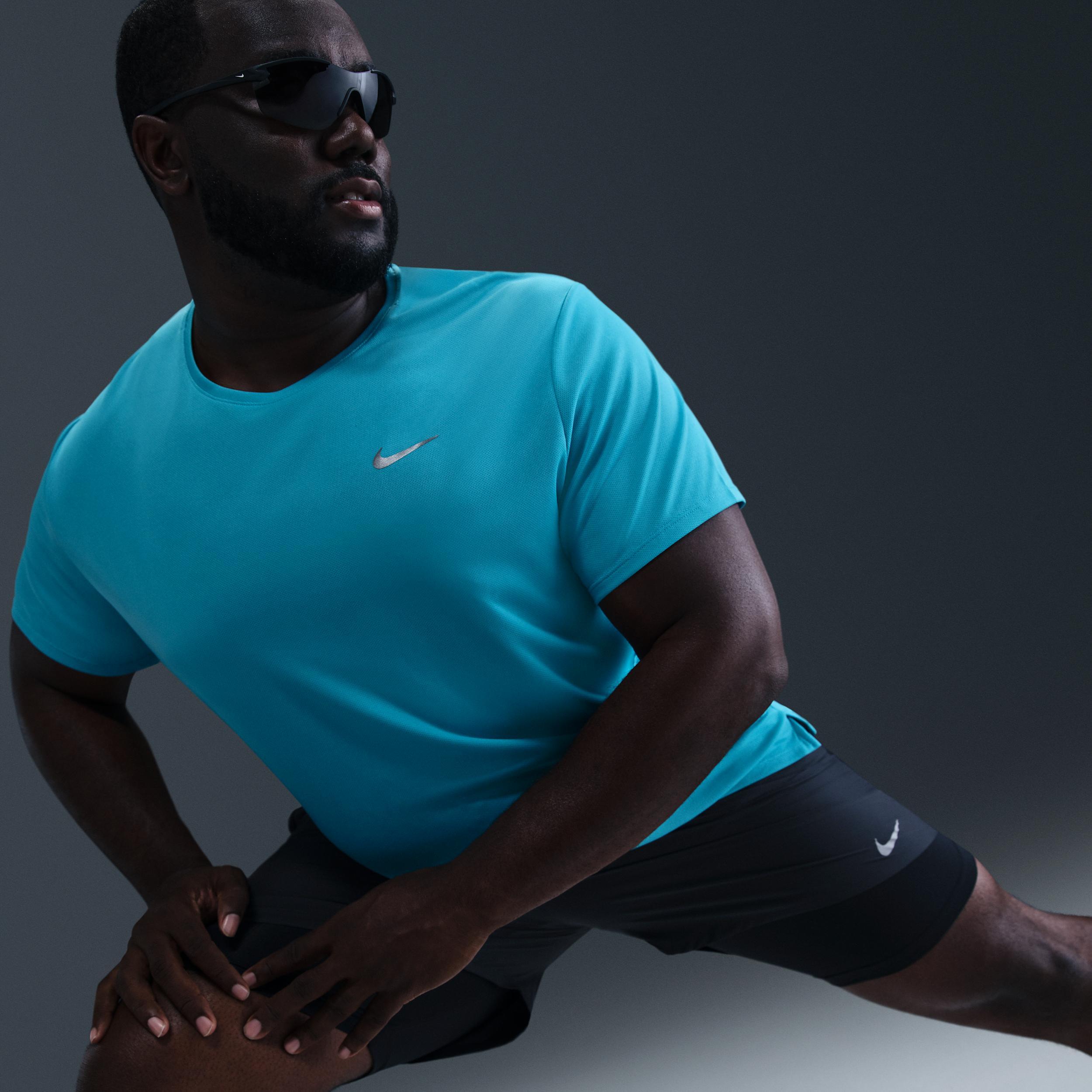 Nike Miler Men's Dri-FIT UV Short-Sleeve Running Top Product Image