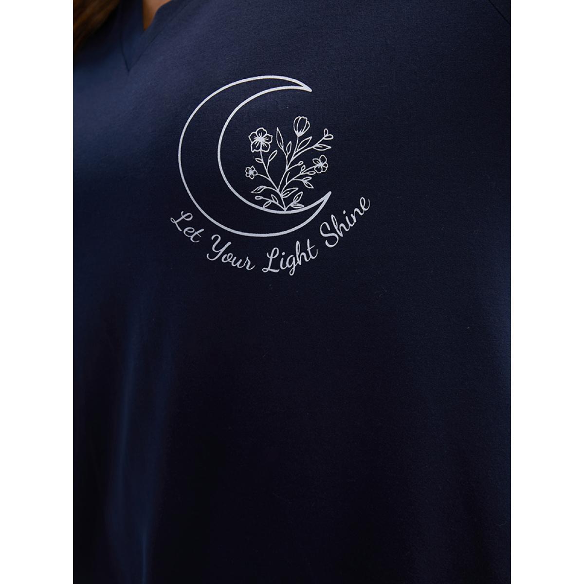 Plus Size Moon Print V Neck Raglan Sleeve Sweatshirt Women Indigo Casual Elastic cuffs Dailywear Sweatshirts BloomChic 22-24/3X Product Image