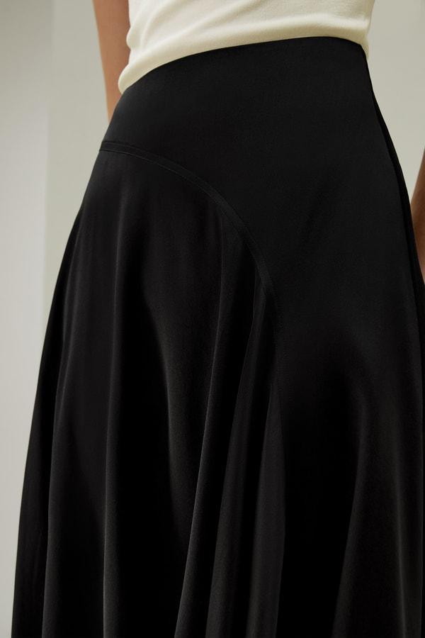 Asymmetrical Hem Silky Half-Skirt Product Image