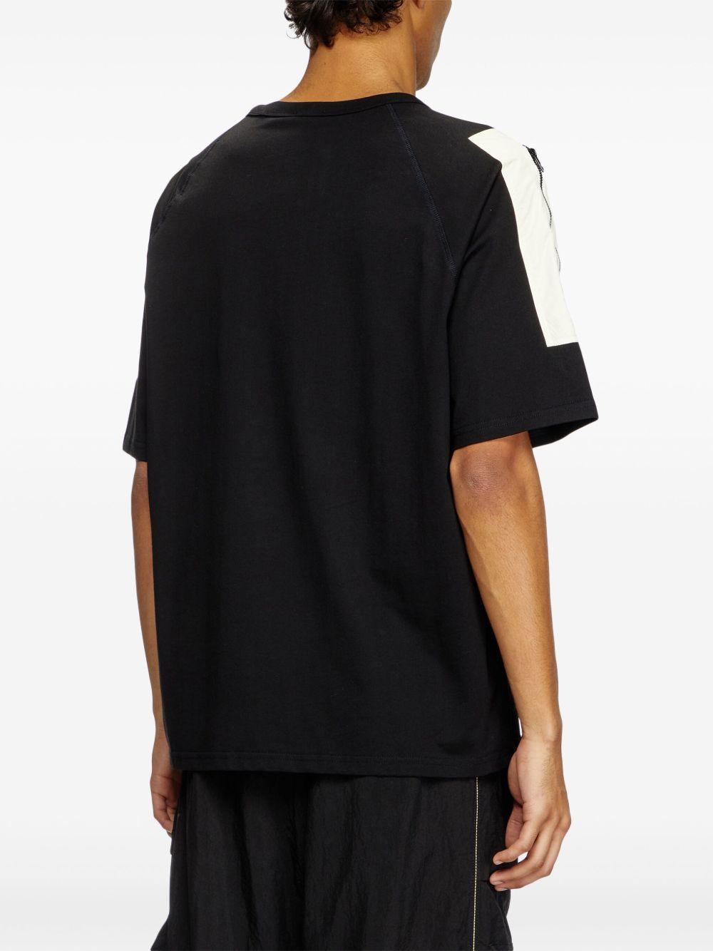 T-Fausty t-shirt Product Image