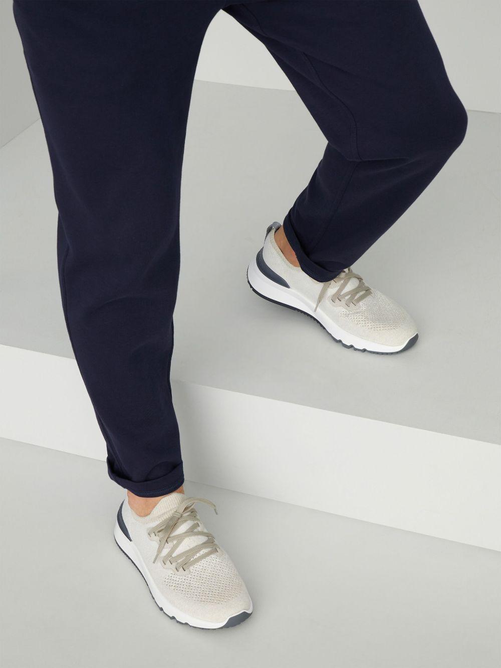 perforated-detail low-top sneakers  Product Image