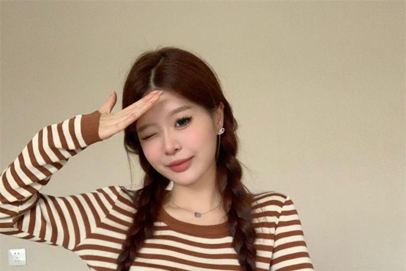 Long-Sleeve Scoop Neck Striped Knit Top Product Image