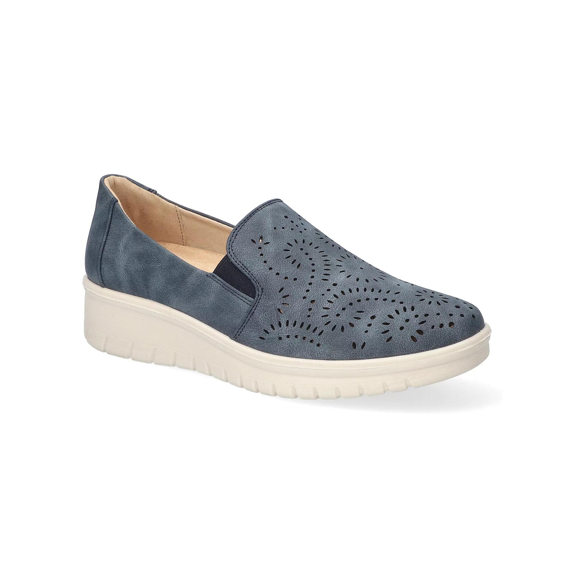 Ying by Easy Street Women's Comfort Flats, Size: 8.5 Wide, Blue Product Image