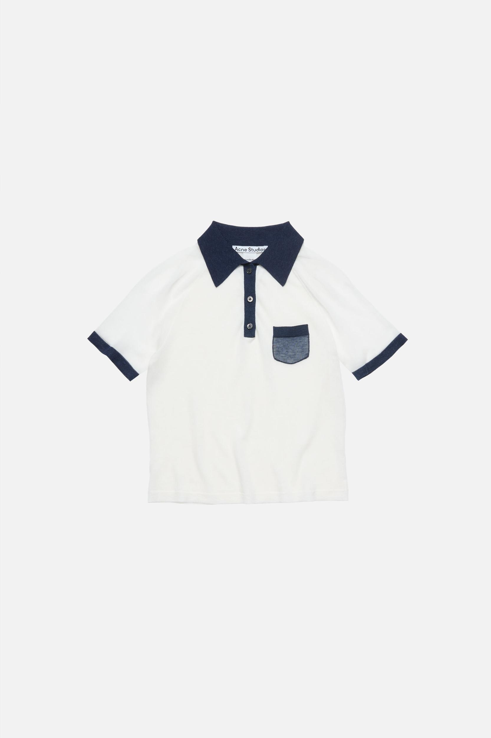 Short sleeve v-neck sweater Product Image