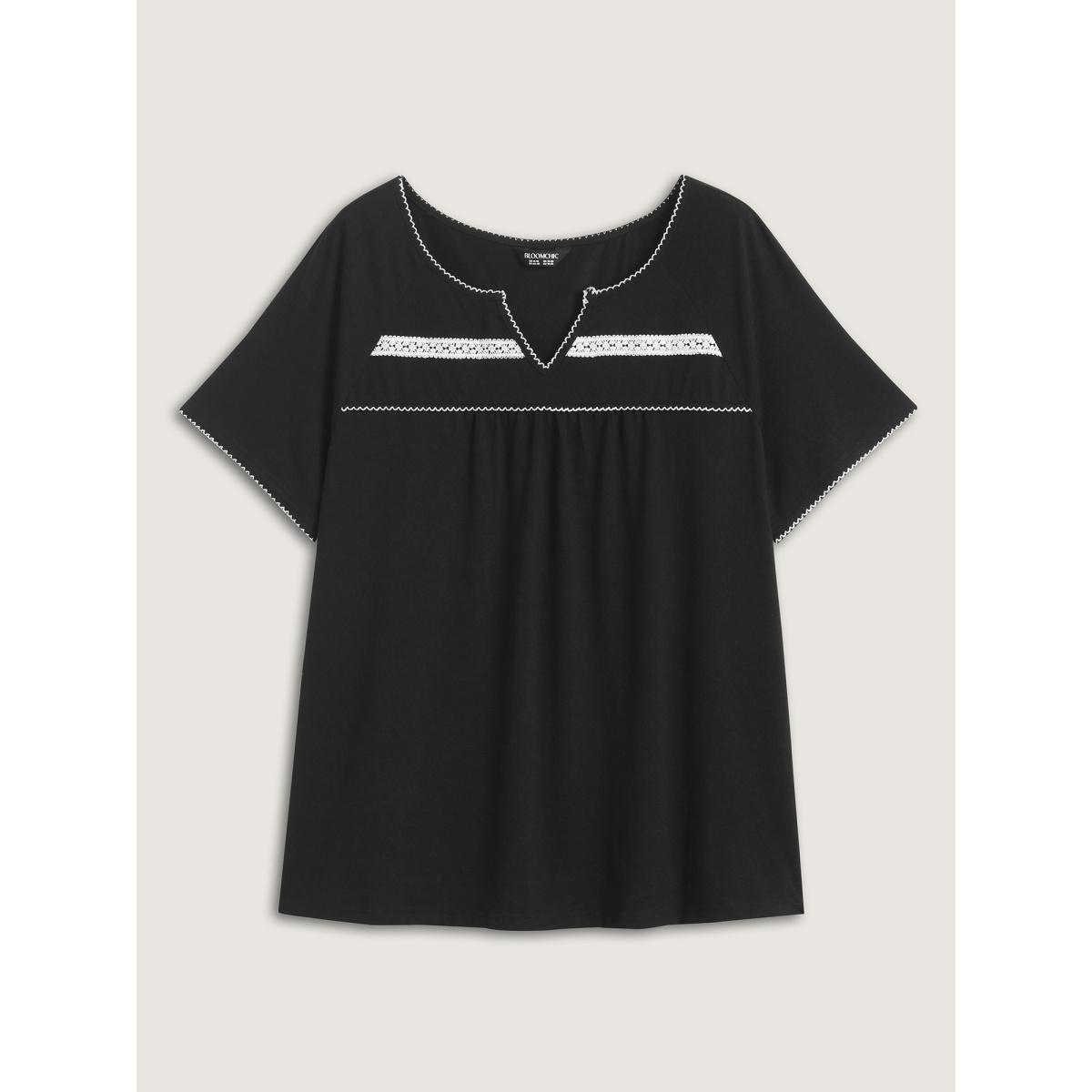Plus Size Lace Color Contrast Pleated T-Shirt Black Women Woven ribbon&lace trim Flat collar with V-notch Vacation T-shirts BloomChic 26/4X Product Image