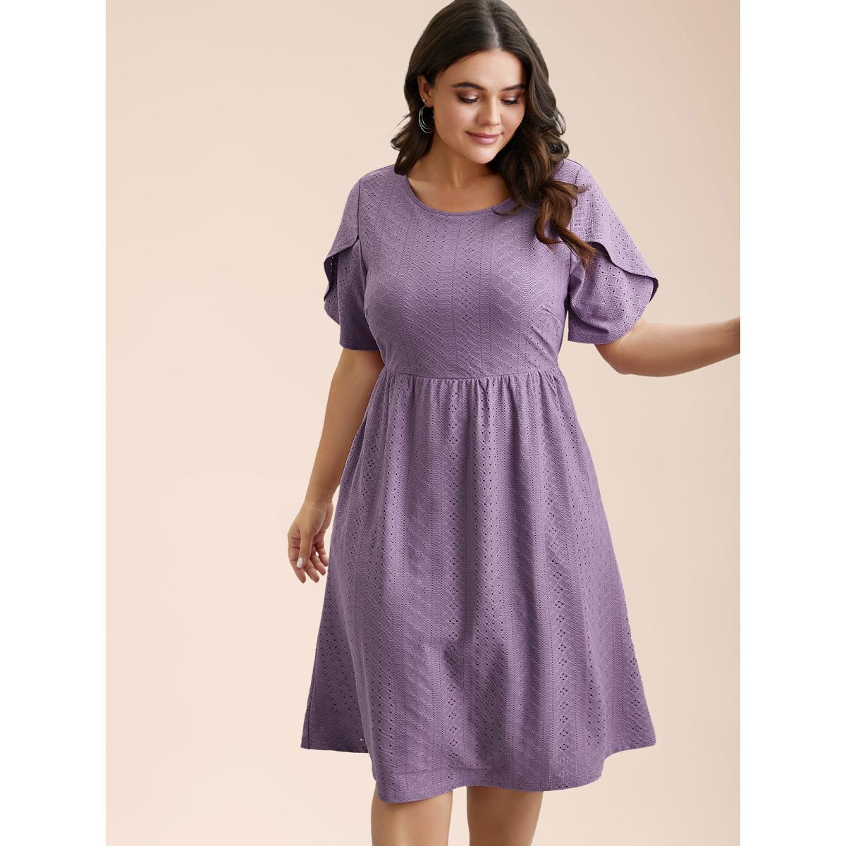 Plus Size Textured Plain Petal Sleeve Pockets Midi Dress Mauve Women Casual Petal edge Round Neck Short sleeve Curvy BloomChic 18-20/2X Product Image