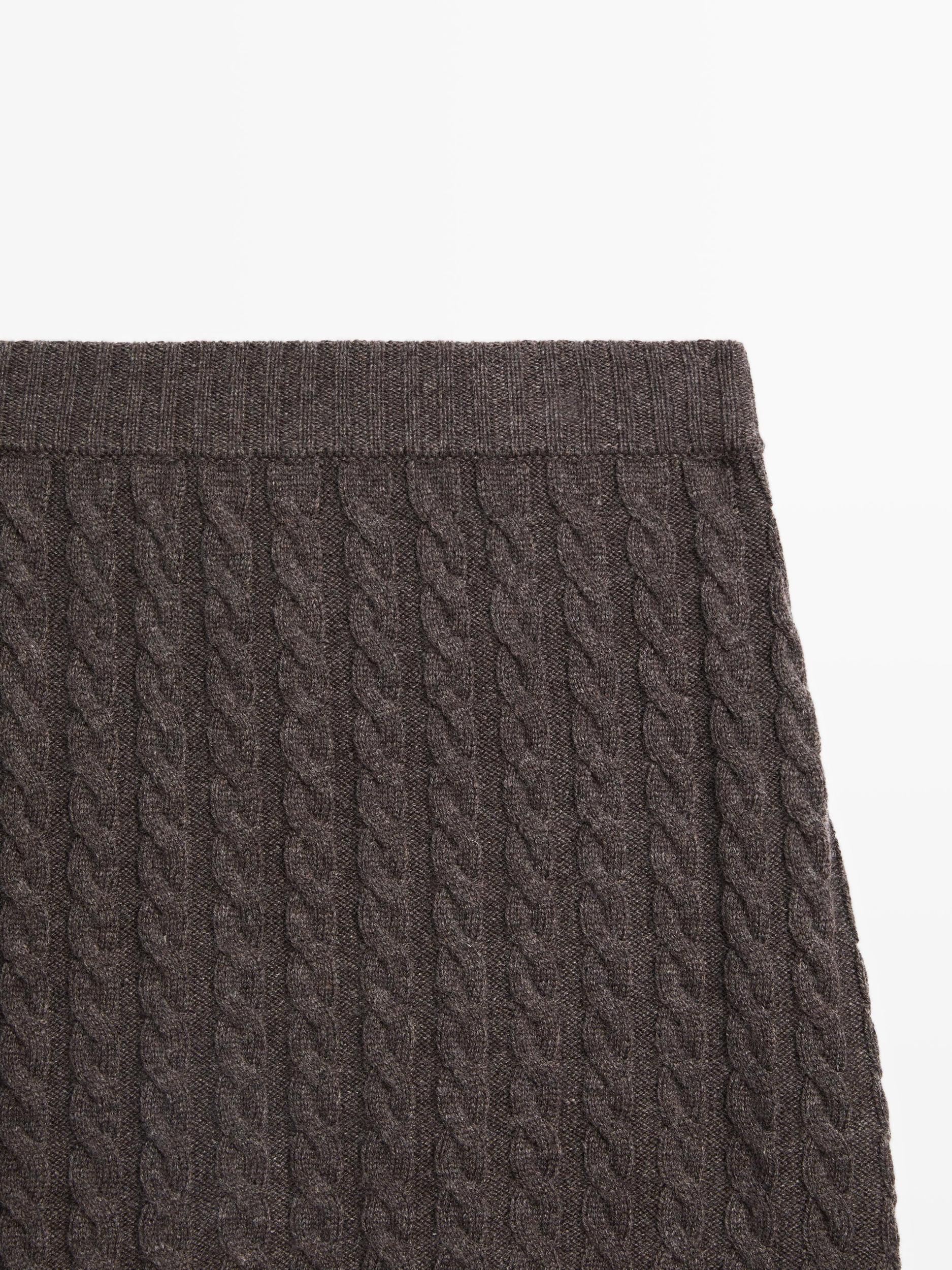 Long knit skirt Product Image