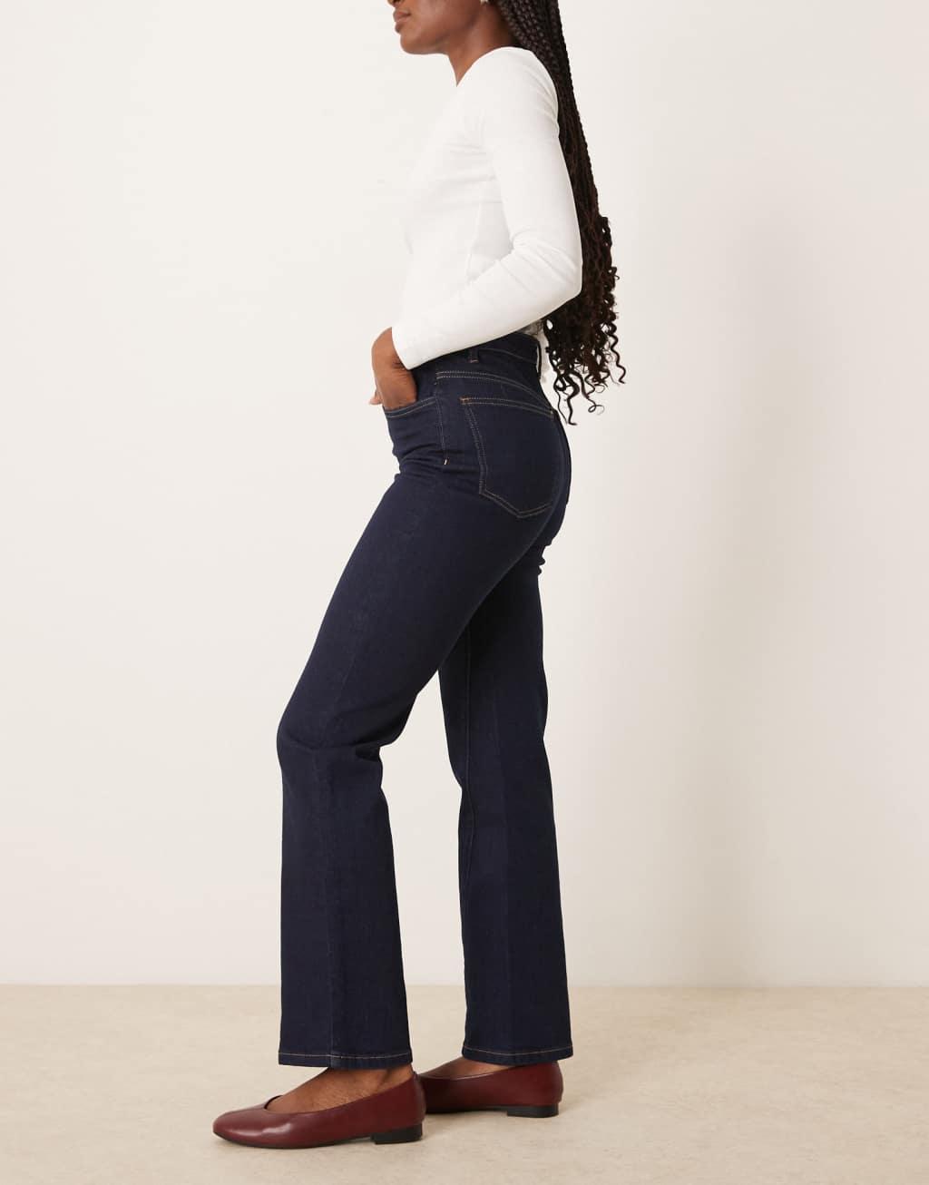 ASOS DESIGN comfort stretch straight leg jeans with twisted seam Product Image