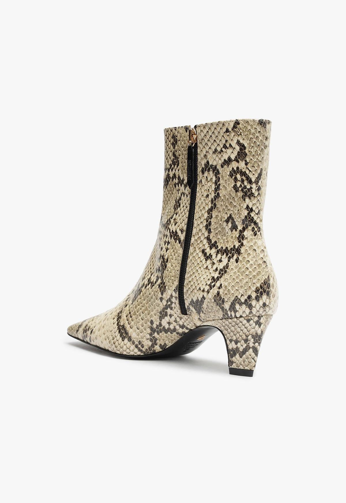 Dellia Bootie Product Image