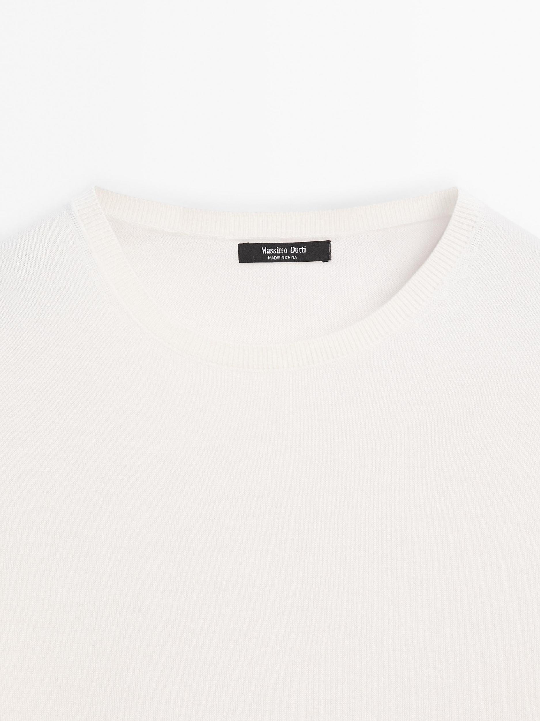 Wool blend knit sweater with crew neck Product Image