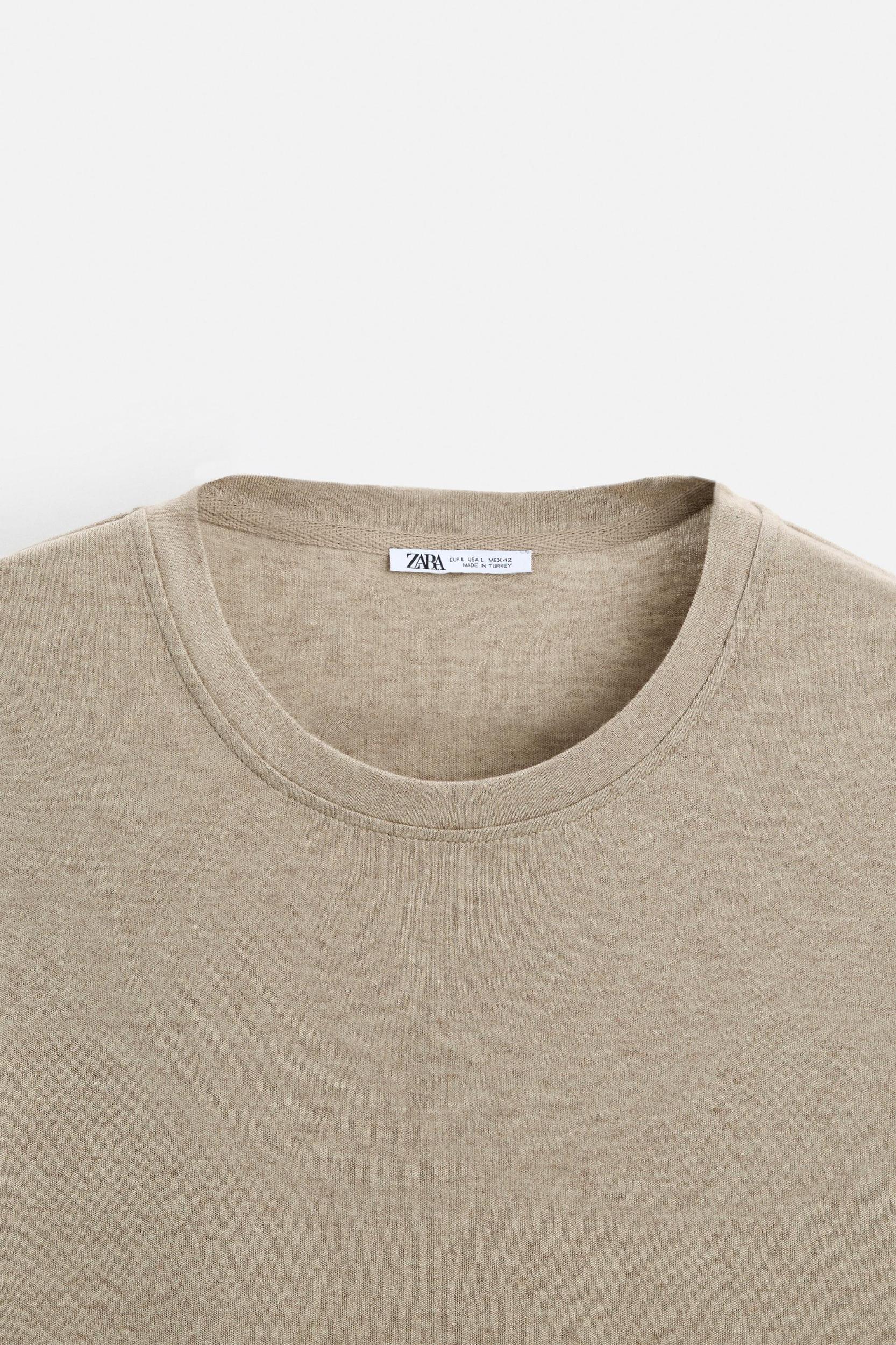 FLOWY T-SHIRT Product Image