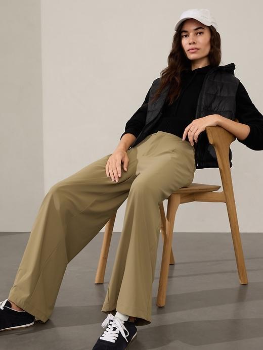 Alpine Cropped Hoodie Sweater Product Image