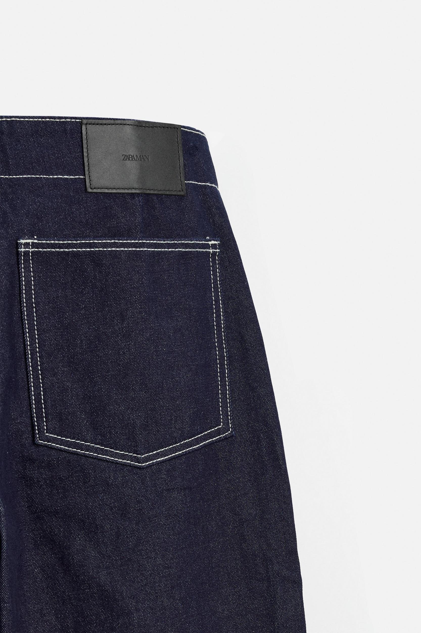 STRAIGHT FIT TOPSTITCHED JEANS Product Image
