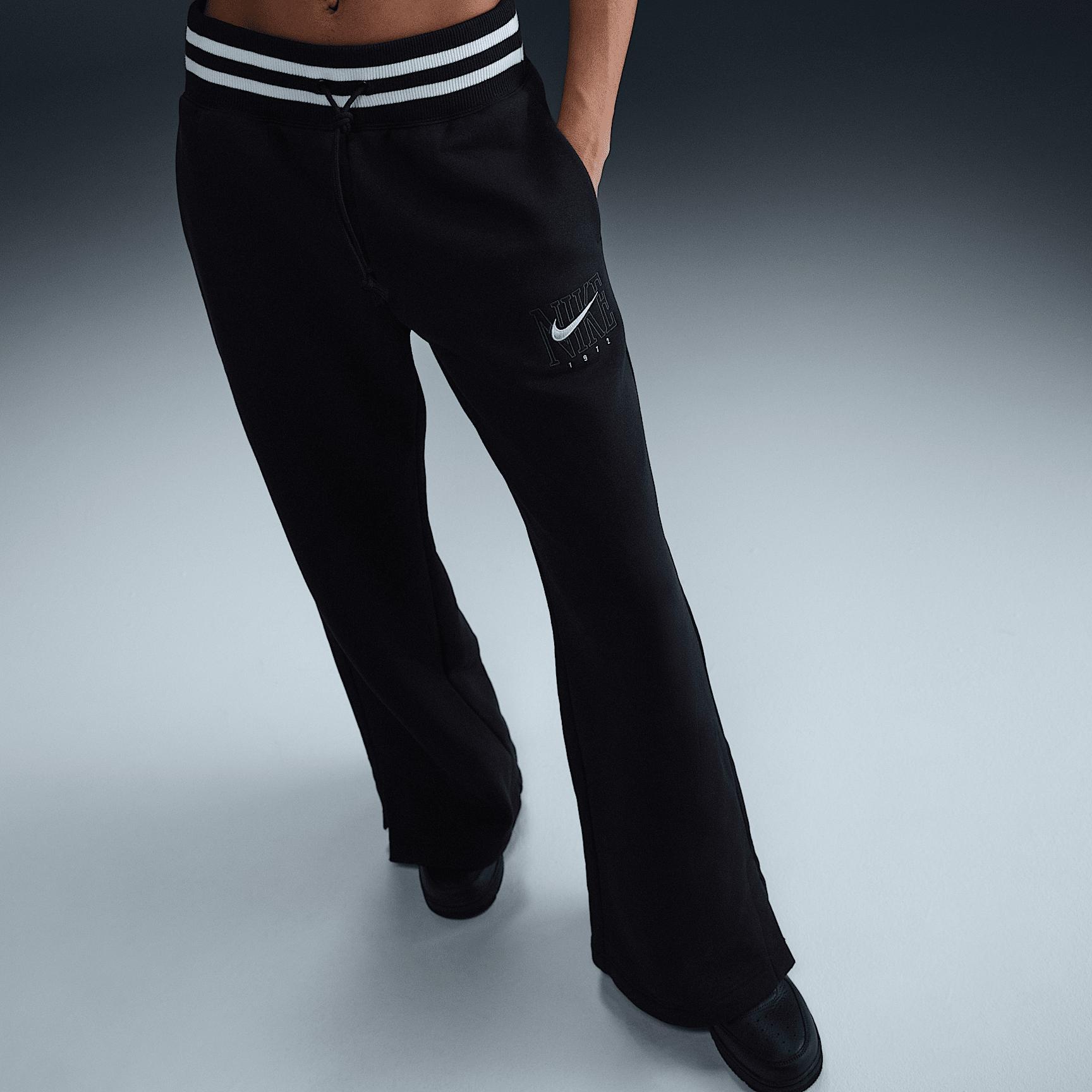 Women's Nike Sportswear Phoenix Fleece High-Waisted Wide-Leg Graphic Pants Product Image