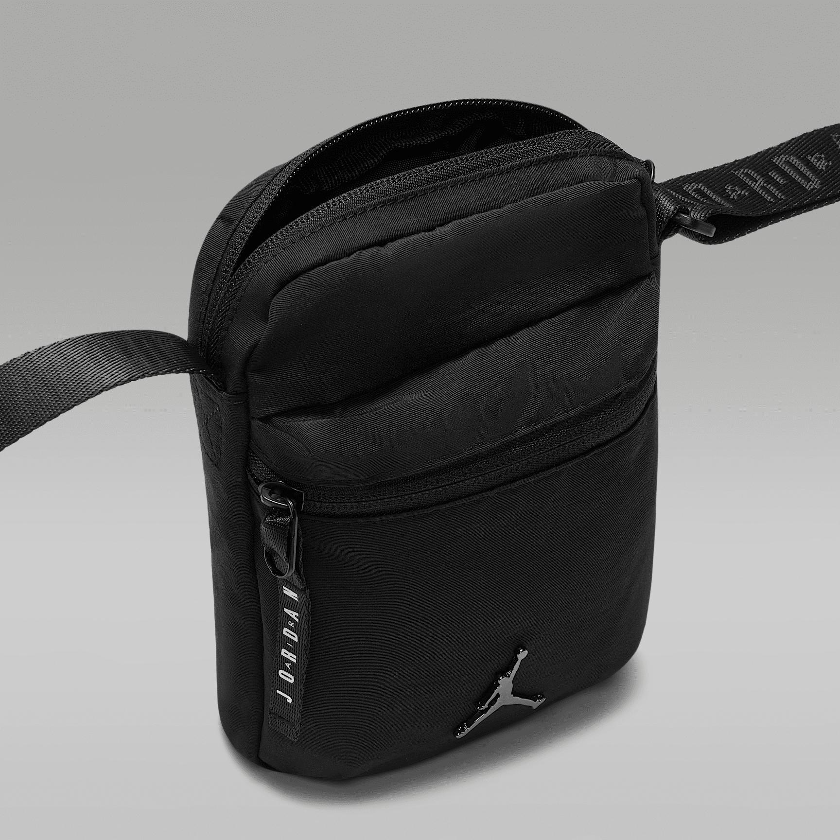 Jordan Festival Bag Product Image