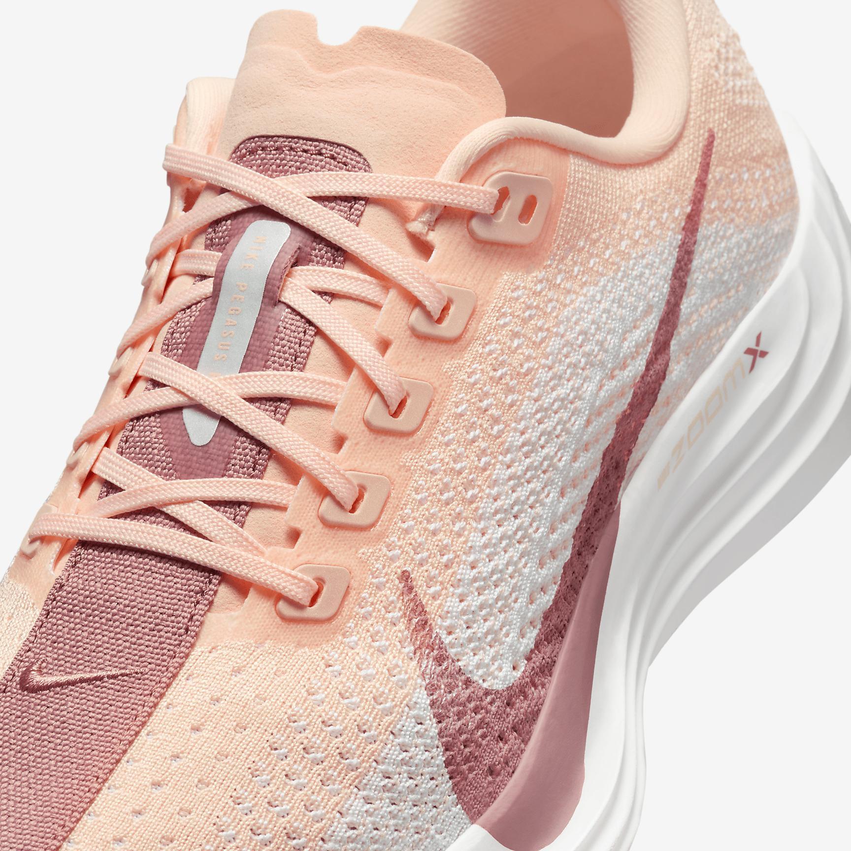 Nike Pegasus Plus Women's Road Running Shoes Product Image