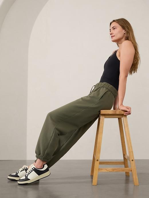 Forever Fleece High Rise Piping Jogger Product Image