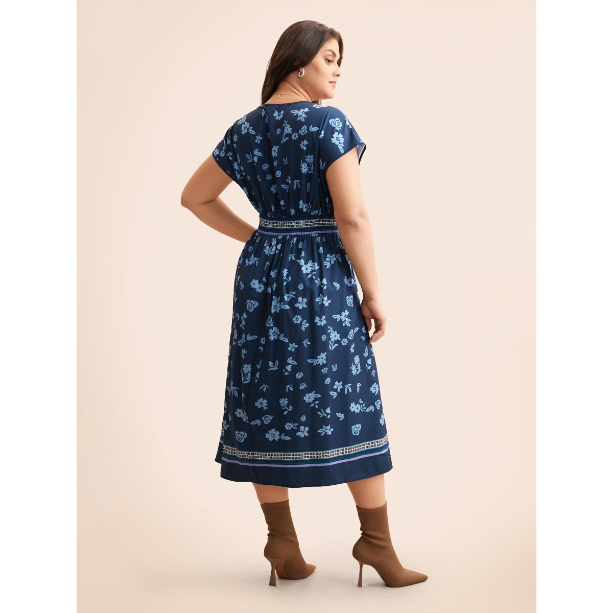 Plus Size Boho Print Shirred Dolman Sleeve Dress Navy Women Elegant Pleated V-neck Short sleeve Curvy BloomChic 26/4X Product Image