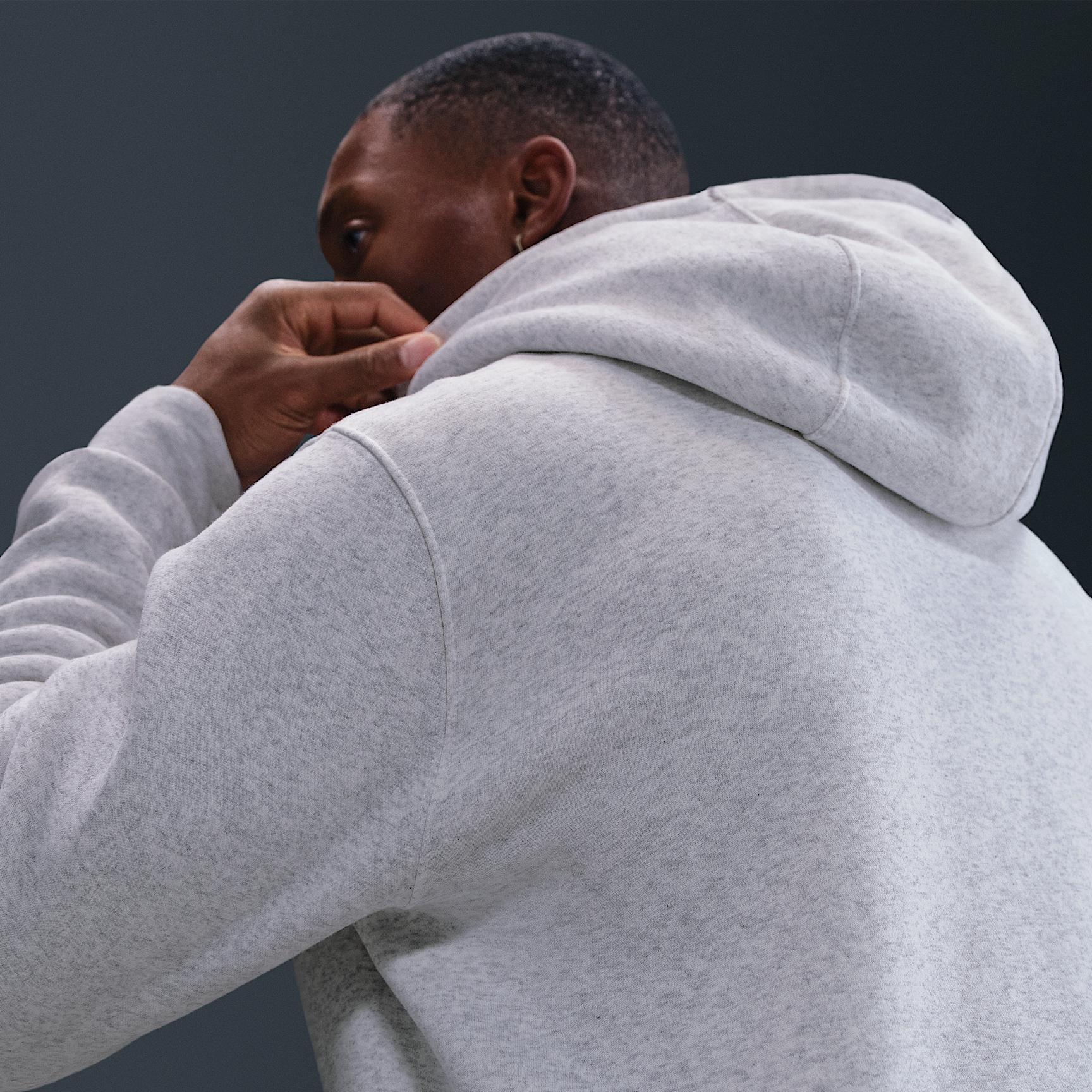 Nike Men's Club Full-Zip Fleece Hoodie Product Image