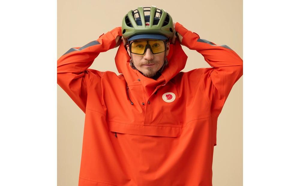 Hoja Rain Fox Poncho Product Image