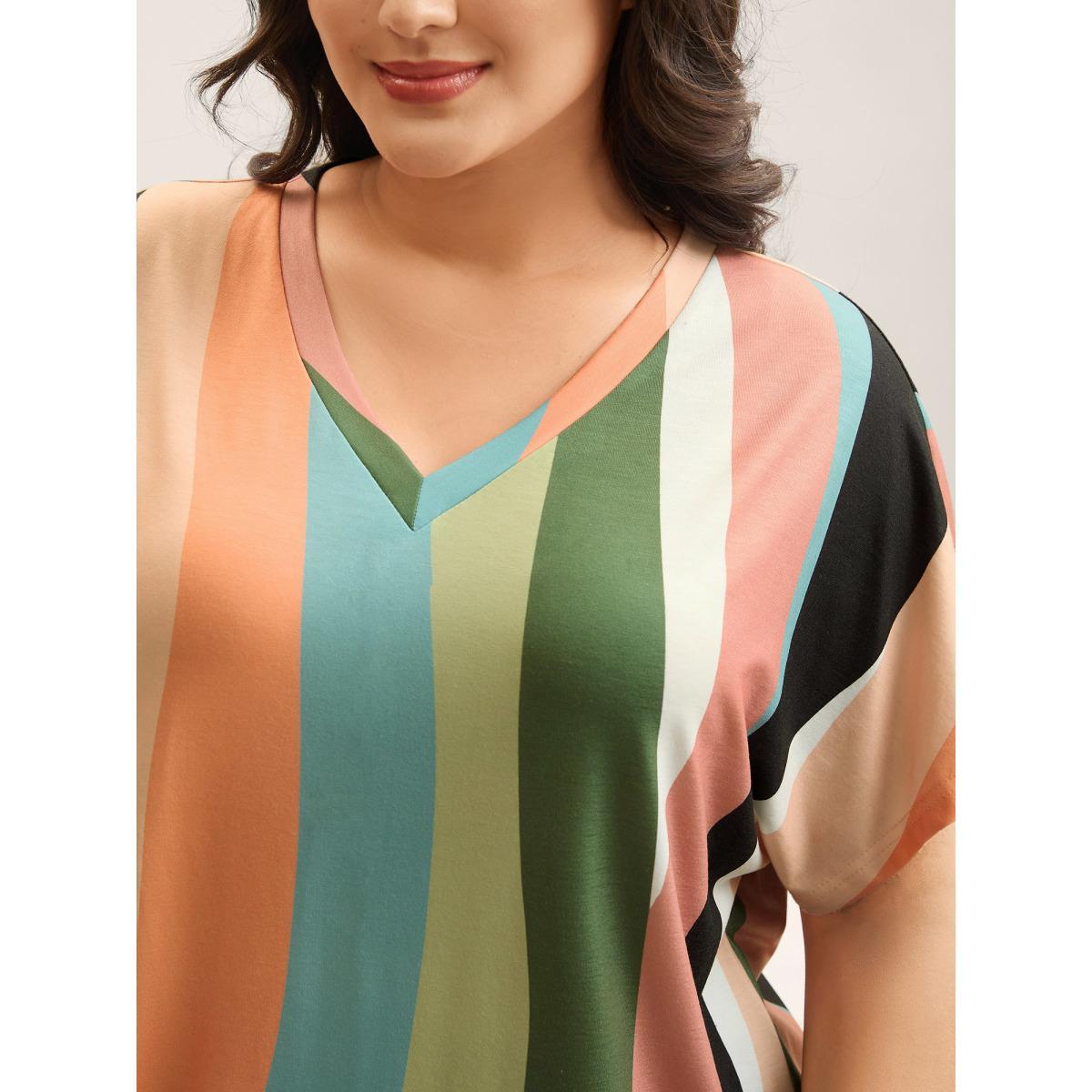 Plus Size Stretchy Colorful Irregular Stripes T-Shirt Multicolor Women Contrast V-neck Everyday-Casual T-shirts BloomChic 10/M Product Image