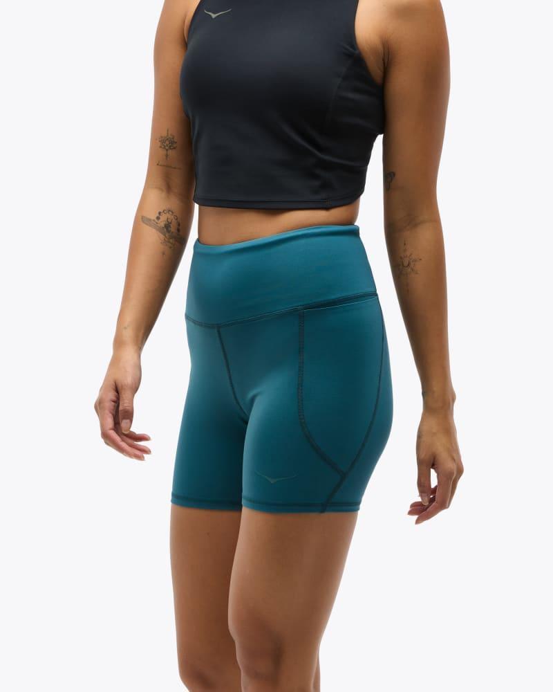 HOKA Women's Elaro 5" Bike Short in Amethyst, Size Large Product Image