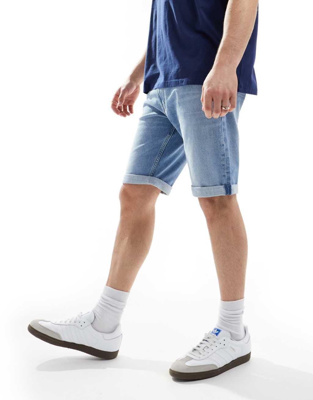 Tommy Jeans Ronnie denim shorts in light wash Product Image