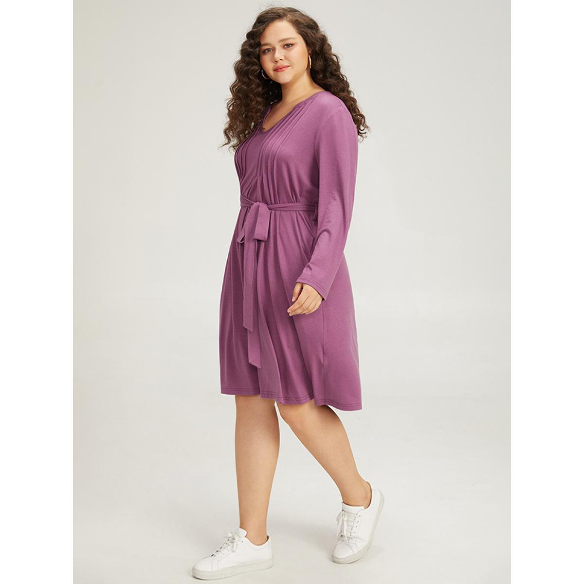 Plus Size Solid Notched Pocket Pleated Belted Dress Purple Women Casual Plain Notched collar Long Sleeve Curvy Midi Dress BloomChic 26/4X Product Image