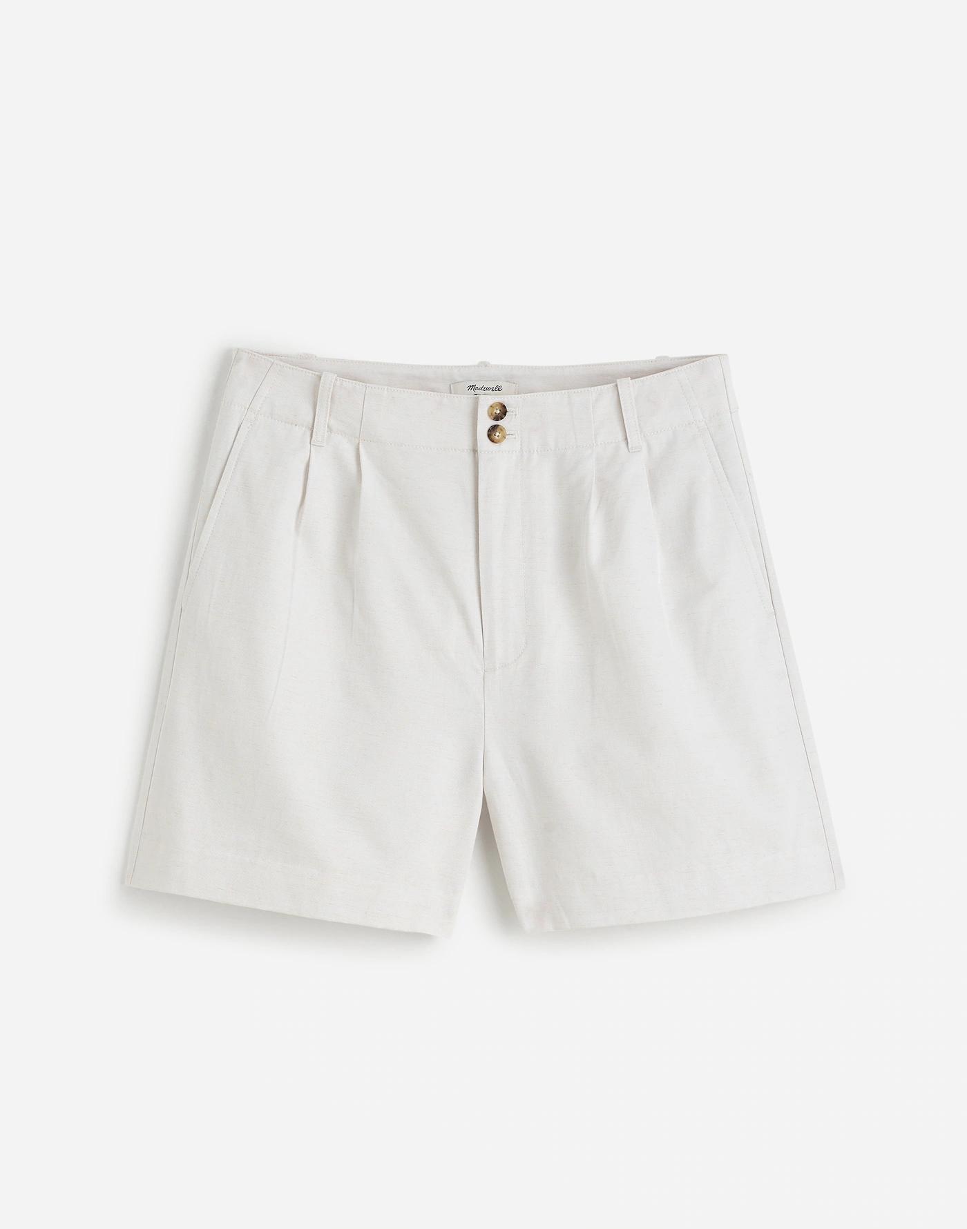 The Drapey Twill Pleated Short Product Image