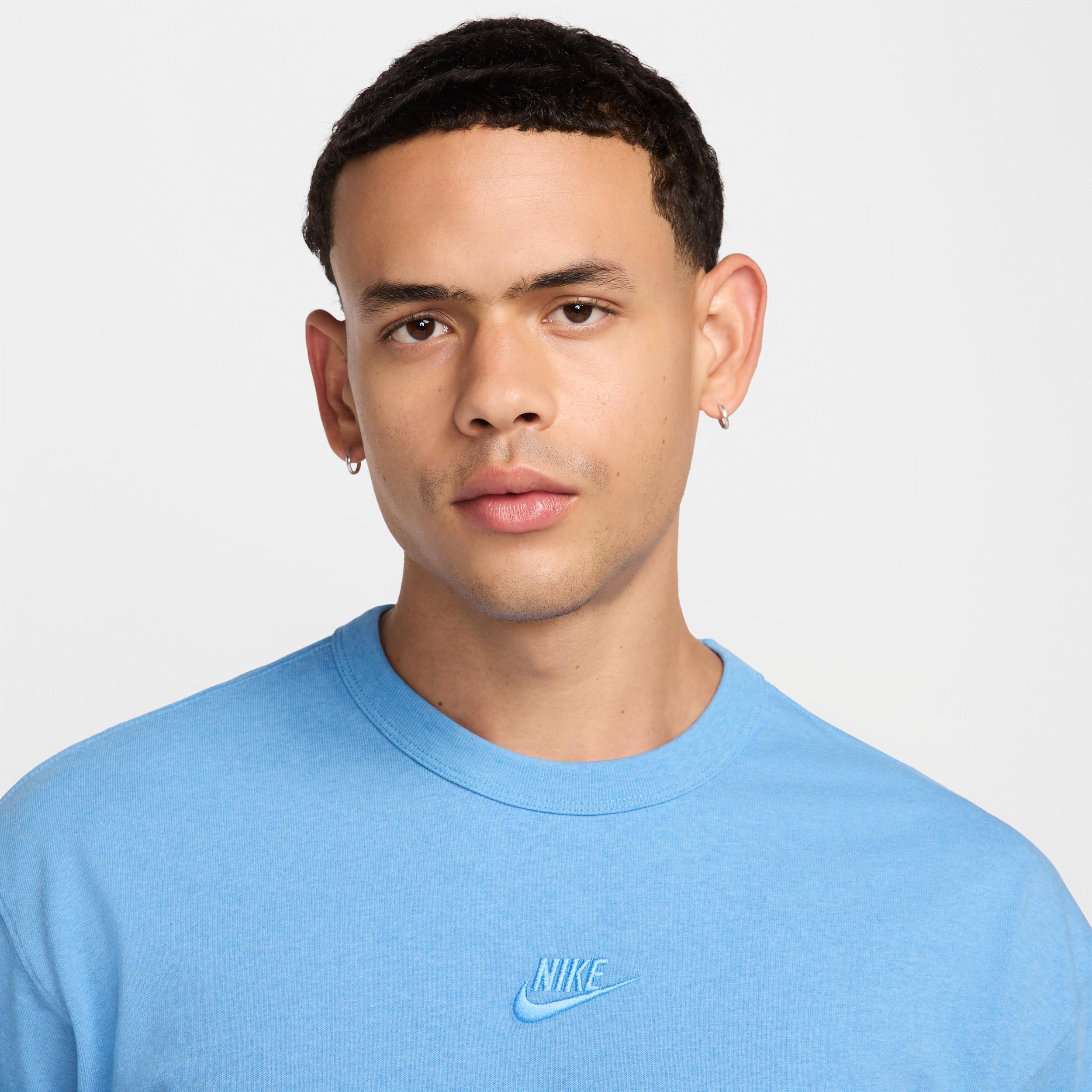 Nike Mens Sportswear Premium Essentials T-Shirt Product Image