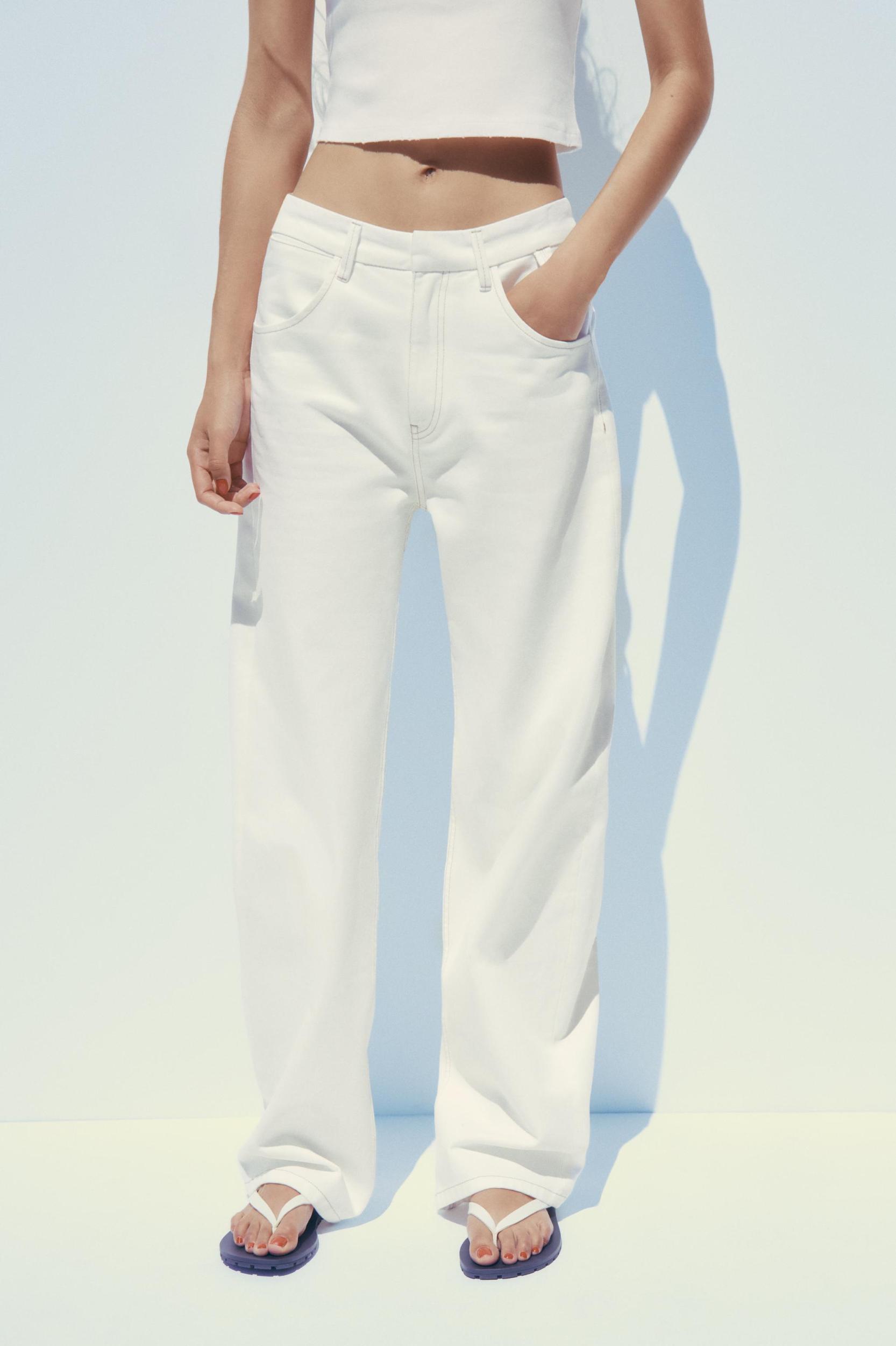 TRF CURVE HIGH-WAIST JEANS Product Image