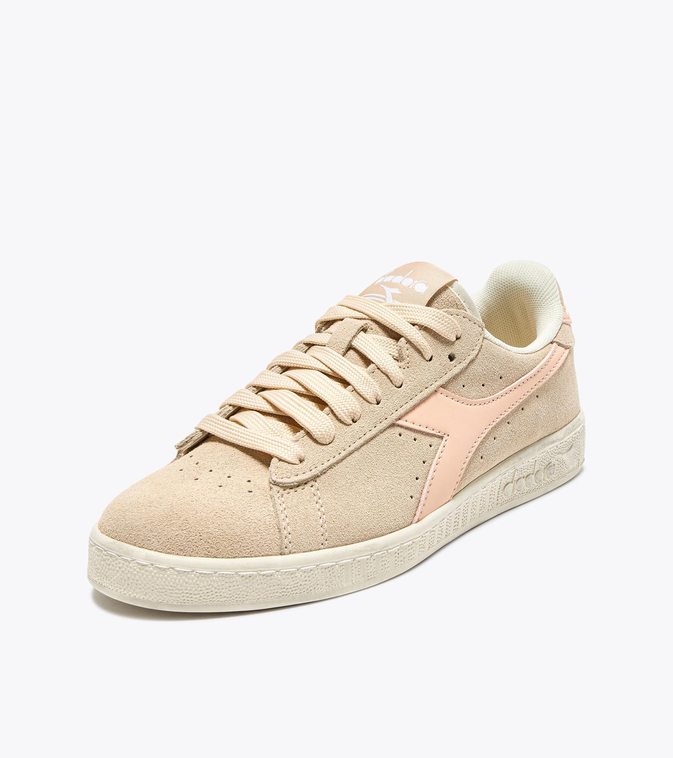 GAME L LOW SUEDE WAXED Product Image
