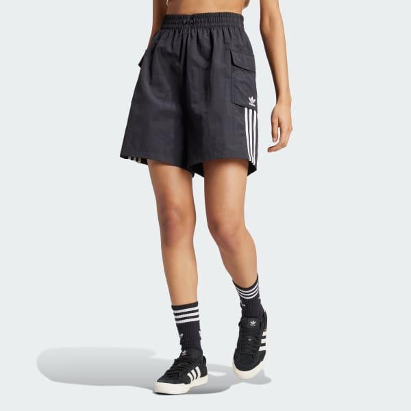 Adicolor Cargo Shorts Product Image