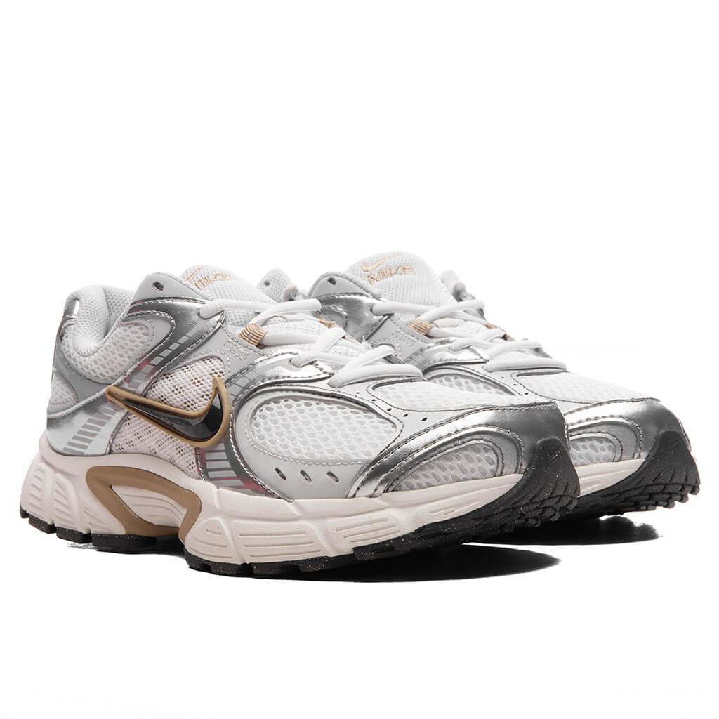 V5 RNR - White/Medium Ash/Parachute Beige Male Product Image